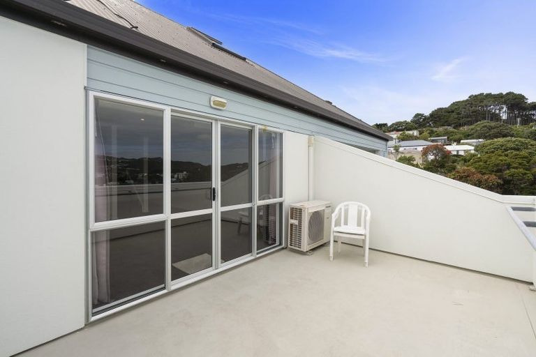 Photo of property in Coromandel Heights, 3/111 Coromandel Street, Newtown, Wellington, 6021