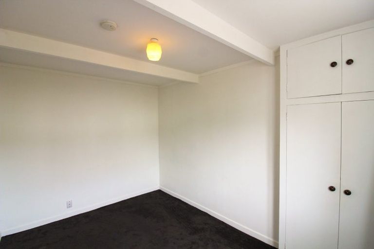 Photo of property in 18 Tamar Street, Island Bay, Wellington, 6023