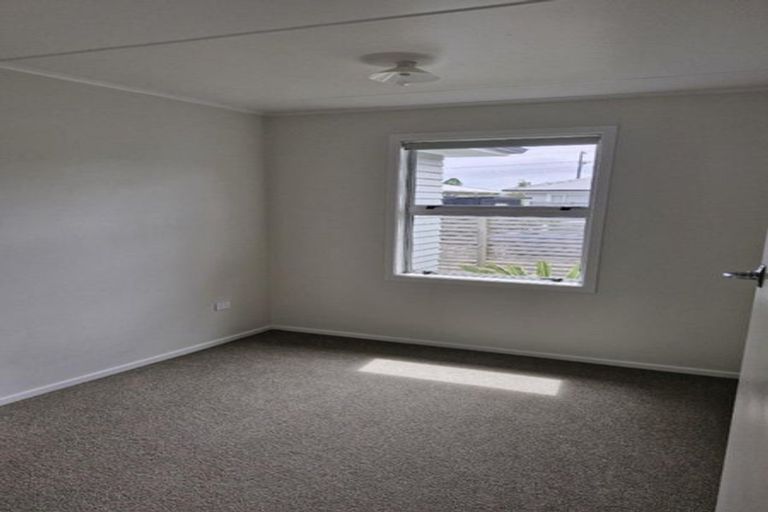Photo of property in 282 Mangorei Road, Merrilands, New Plymouth, 4312