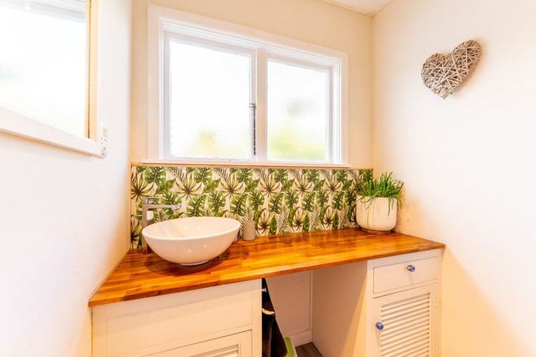 Photo of property in 72 Acacia Drive, Levels, Timaru, 7973