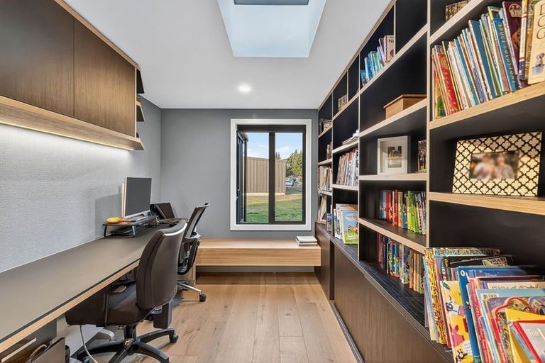 Photo of property in 18 Mount Linton Avenue, Wanaka, 9305