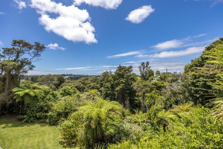 Photo of property in 19a/5 Verbena Road, Birkdale, Auckland, 0626