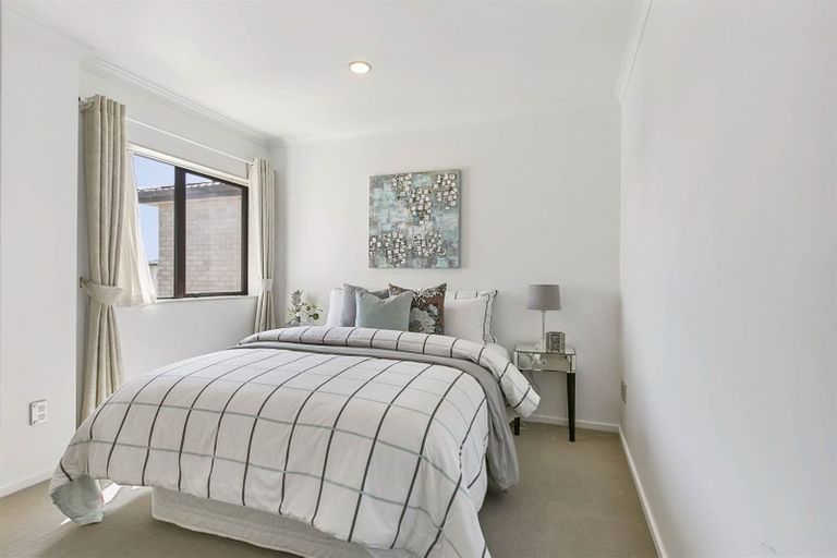 Photo of property in 24 Flintridge Drive, Flat Bush, Auckland, 2019