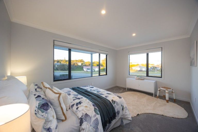 Photo of property in 2 Ocean Beach Street, Foxton Beach, Foxton, 4815