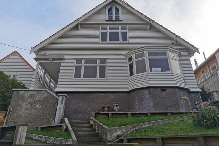 Photo of property in 62 The Parade, Island Bay, Wellington, 6023