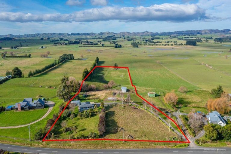 Photo of property in 319 Porangahau Road, Waipukurau, 4282