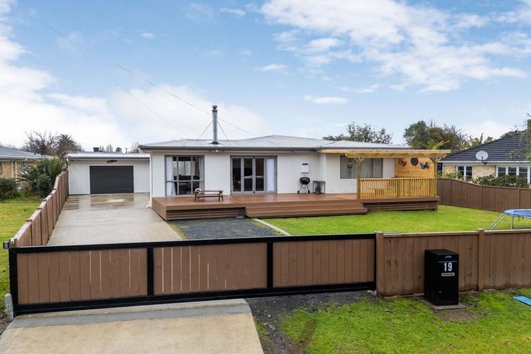 Photo of property in 19 Waipa Esplanade, Ngaruawahia, 3720