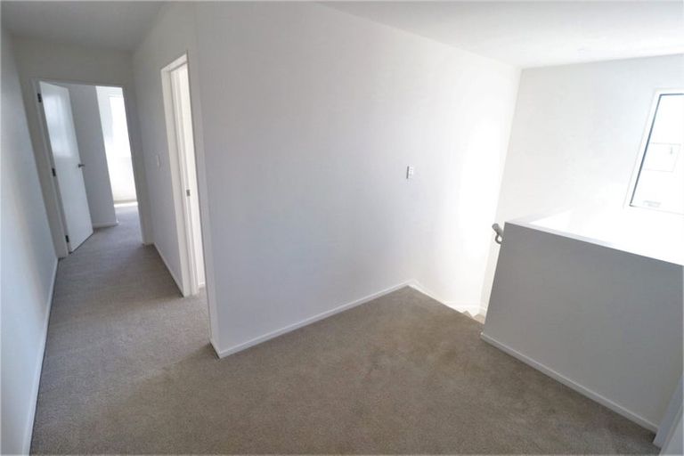 Photo of property in 34 Hobsonville Point Road, Hobsonville, Auckland, 0616