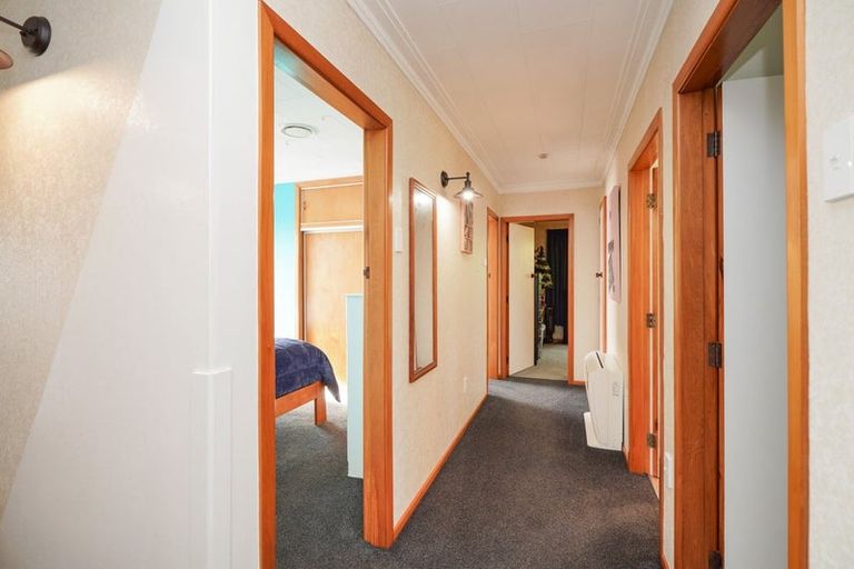 Photo of property in 19 White Street, Newfield, Invercargill, 9812