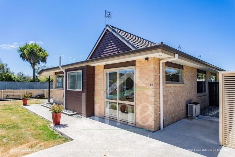Photo of property in 3 Reeves Road, Rangiora, 7400
