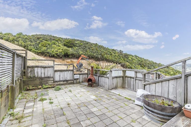 Photo of property in 17 Cathie Place, Karori, Wellington, 6012