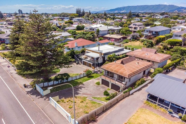 Photo of property in 80a Marine Parade, Paraparaumu Beach, Paraparaumu, 5032