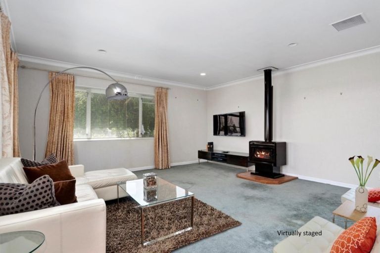 Photo of property in 22 Lucerne Place, Welcome Bay, Tauranga, 3112