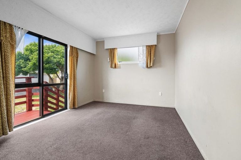 Photo of property in 1/33 Ashlynne Avenue, Papatoetoe, Auckland, 2025