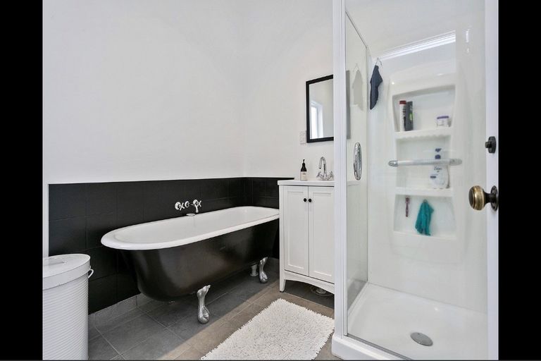 Photo of property in 56 Hall Street, Cambridge, 3434