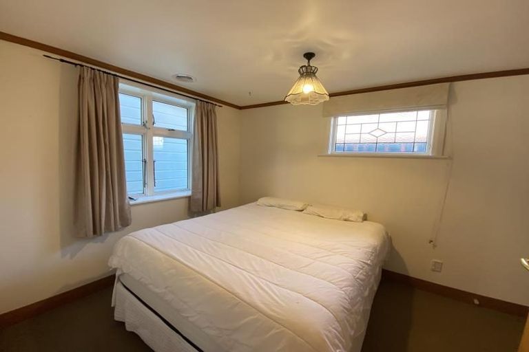 Photo of property in 6 Tringham Street, Karori, Wellington, 6012