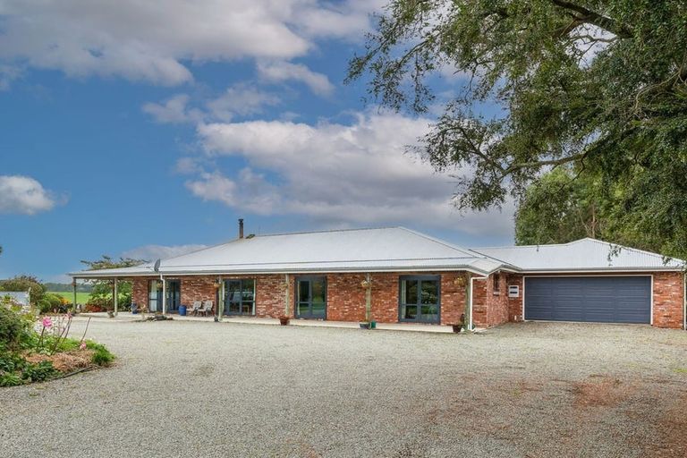 Photo of property in 432 Deep Creek Road, Waimate, 7978