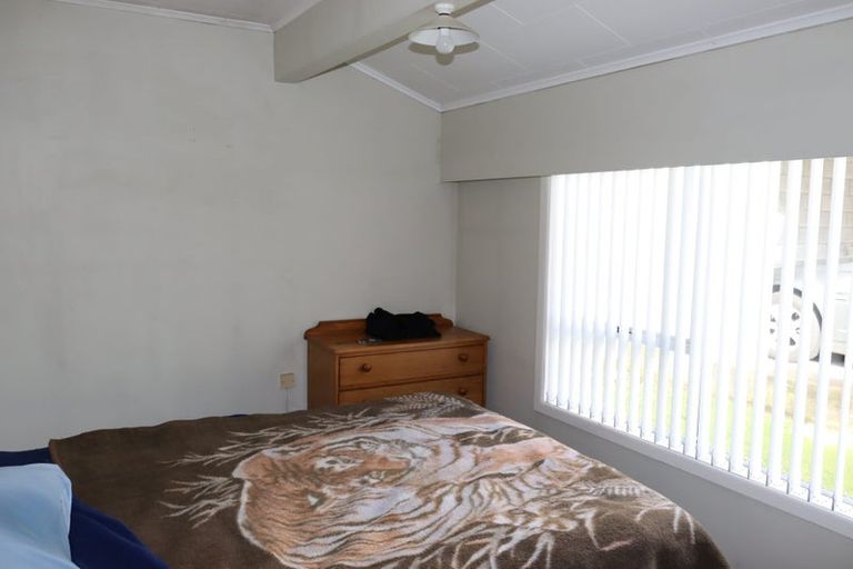 Photo of property in 2/84 Miranda Street, Stratford, 4332