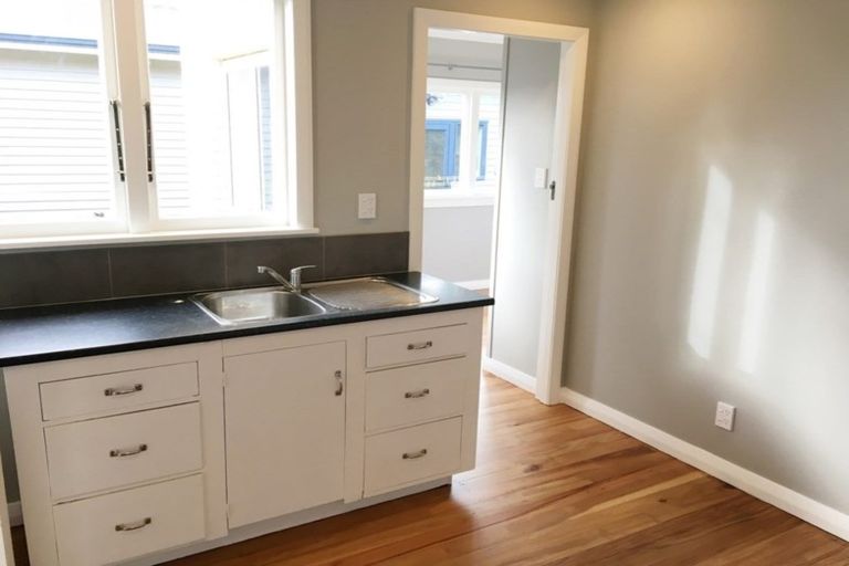 Photo of property in 82 George Street, Tuakau, 2121