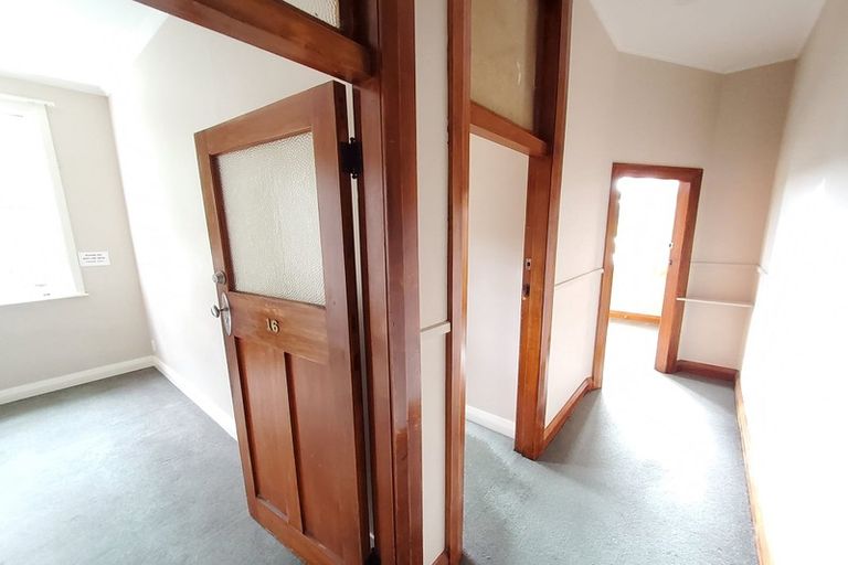 Photo of property in 48 Aurora Terrace, Kelburn, Wellington, 6012