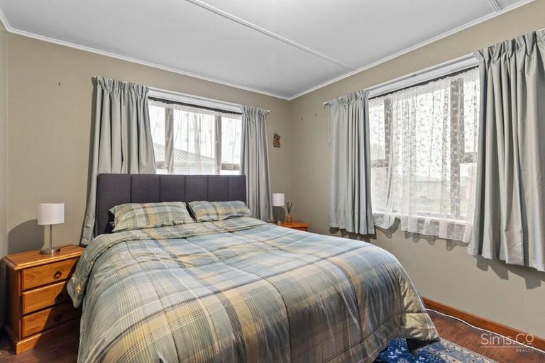 Photo of property in 8 Omori Place, Castlecliff, Whanganui, 4501