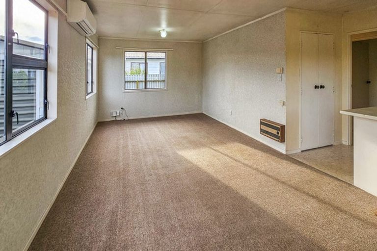 Photo of property in 32a Spriggs Crescent, Greenmeadows, Napier, 4112