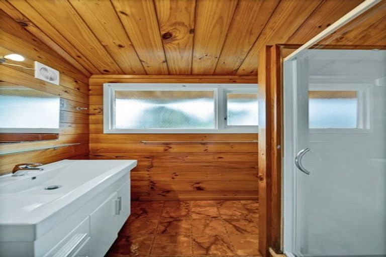 Photo of property in 62 Hain Avenue, Mangere East, Auckland, 2024