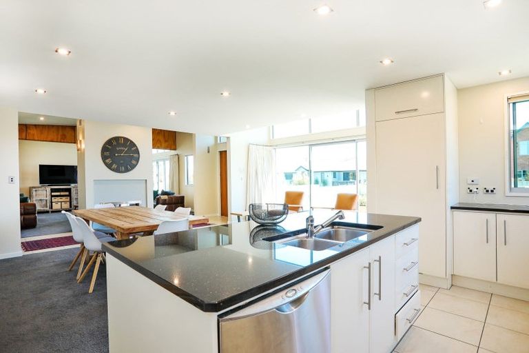 Photo of property in 83 Rosewood Drive, Rosedale, Invercargill, 9810