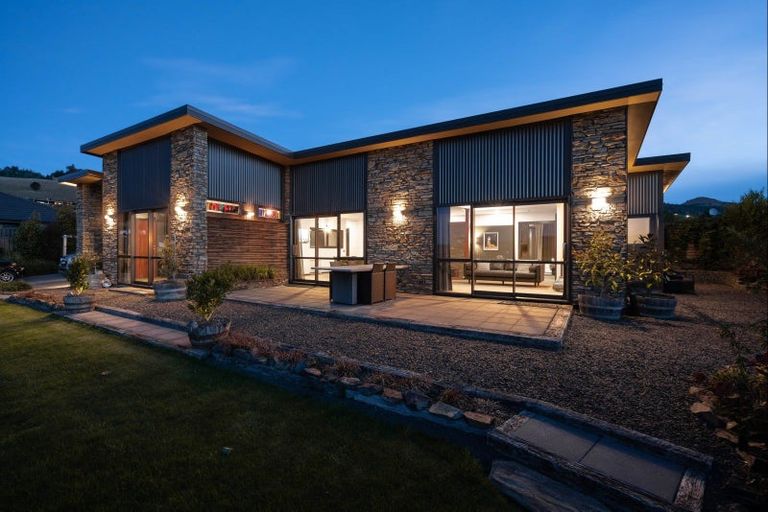 Photo of property in 34 Heathfield Drive, Mosgiel, 9024