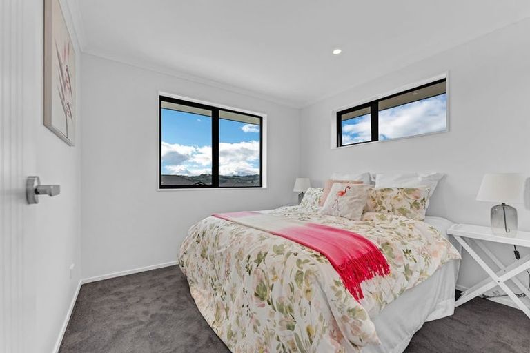 Photo of property in 6 Piedmonte Avenue, Pokeno, 2402