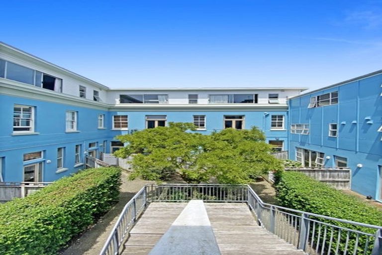 Photo of property in 1/30 Hanson Street, Mount Cook, Wellington, 6021