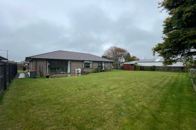 Photo of property in 20 Piharau Crescent, Hurdon, New Plymouth, 4310