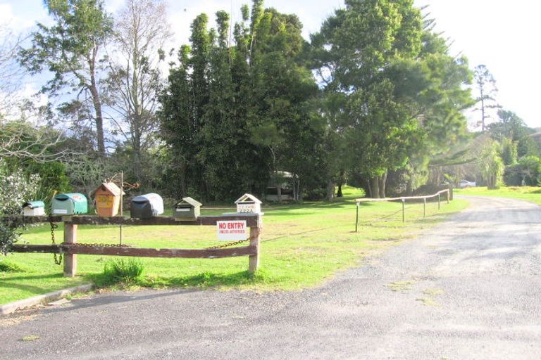 Photo of property in 114 Apperly Street, Whangamata, 3620