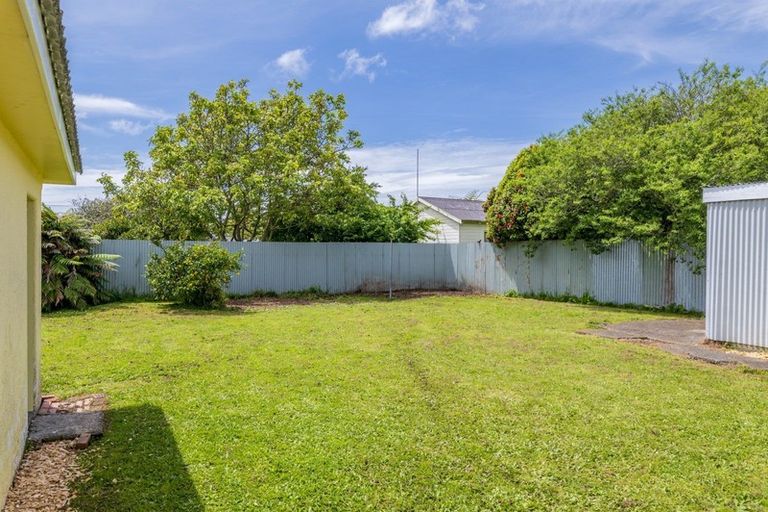 Photo of property in 24 Graham Street, Levin, 5510