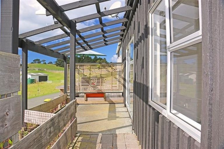 Photo of property in 97 Martins Bay Road, Mahurangi East, Warkworth, 0982