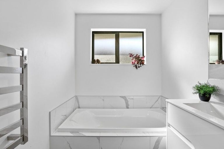 Photo of property in 8 Rahme Crescent, Kaiapoi, 7630