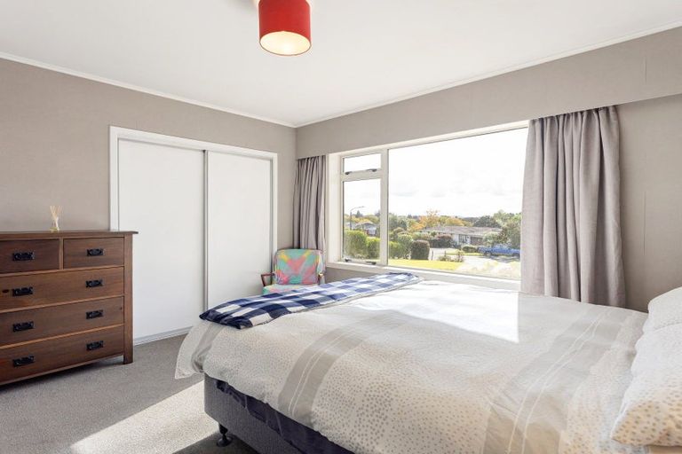 Photo of property in 8 Magenta Place, Dinsdale, Hamilton, 3204