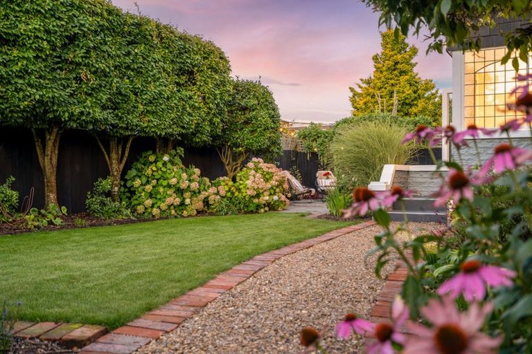 Photo of property in 1/6 Saint Martins Road, Saint Martins, Christchurch, 8022
