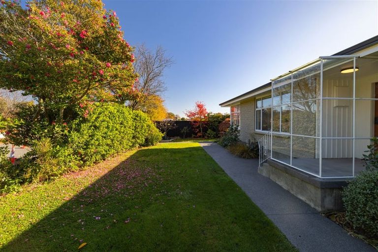 Photo of property in 6 Evesham Crescent, Spreydon, Christchurch, 8024