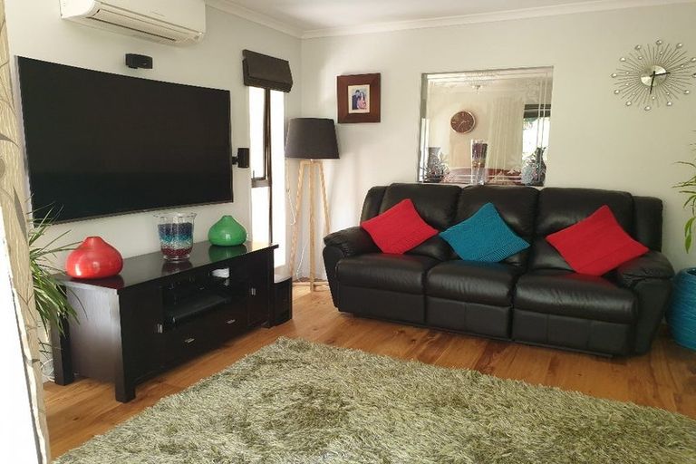 Photo of property in 73b Hillwell Drive, Henderson, Auckland, 0612