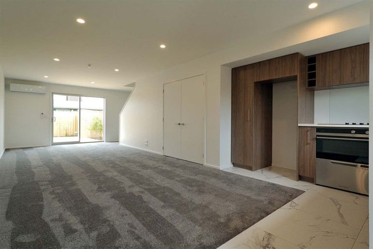 Photo of property in 5/295 Armagh Street, Christchurch Central, Christchurch, 8011