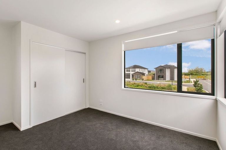 Photo of property in 15 Horomia Road, Karaka, Papakura, 2113