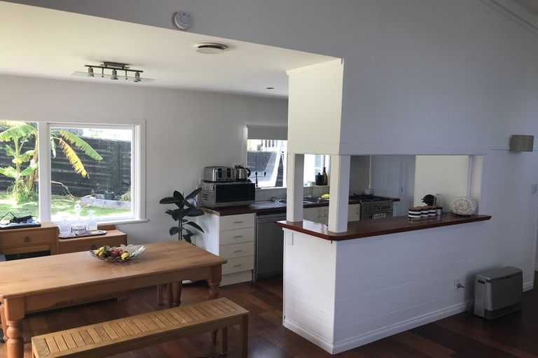 Photo of property in 23 Lanigan Street, Birkdale, Auckland, 0626