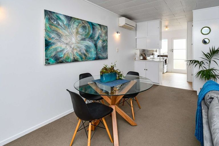 Photo of property in 2/26 James Road, Manurewa, Auckland, 2102