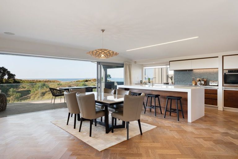 Photo of property in 307a Oceanbeach Road, Mount Maunganui, 3116