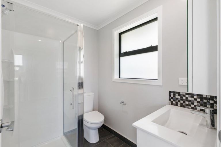 Photo of property in 8c No 2 Road, Te Puke, 3119