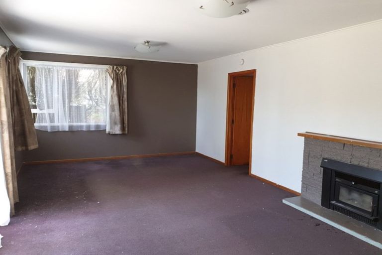 Photo of property in 4 Mountbatten Place, Papakura, 2110