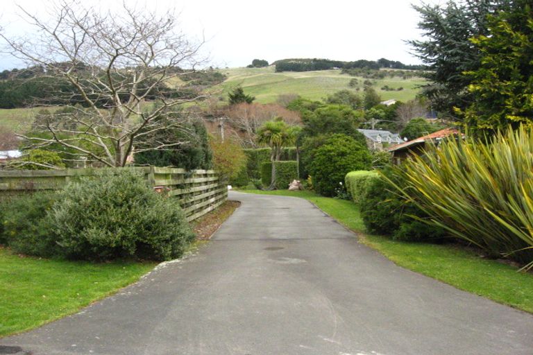 Photo of property in 6 Roger Street, Macandrew Bay, Dunedin, 9014