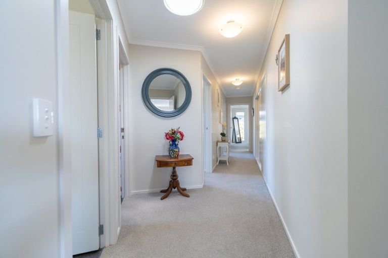 Photo of property in 9 Hidden Lakes Avenue, Te Anau, 9600