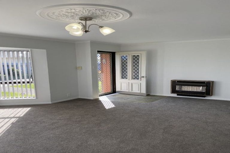 Photo of property in 17 Tui Mill Grove, Feilding, 4702